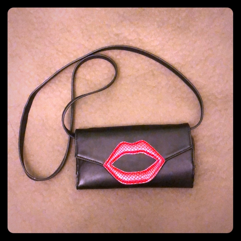 Circus Collection Lip Clutch